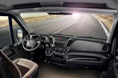 iveco-daily_minibus_fahrerraum_1